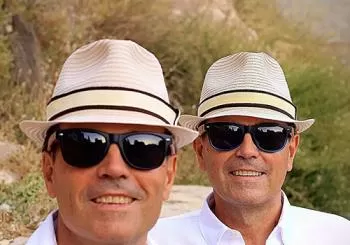 Los Gemelos de Granada y su banda
