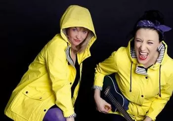 Annie Heger & Insina Lüschen: Die Deichgranaten en Bremen