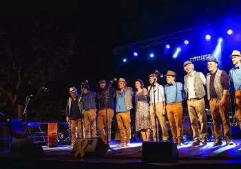 Cobla Catalana dels Sons Essencials I ?Nadal al CAT en Barcelona
