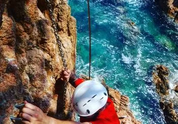 Vía Ferrata en Cala del Molí con reportaje fotográfico en Barcelona