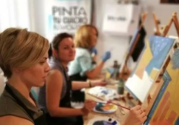 ¡Pinta un cuadro mientras degustas un buen vino! en Madrid