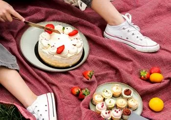 Cheesecake Avenue: Pack de picnic dulce para dos en el Retiro en Madrid