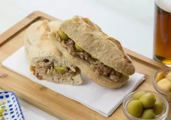 Alenar: una experiencia de bocadillos gourmet en Valencia