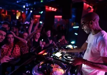 S26 Blend: Johnny Reckless + Nacho Larache en Madrid