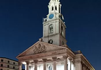 New Year’s Extravaganza by Candlelight en London