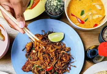 Tai Pan Alley: Asian Street Food Bottomless Brunch! en London