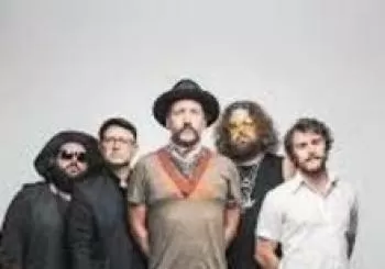 MILES NIELSEN & The Rusted Hearts. En VALLES - PILOÑA