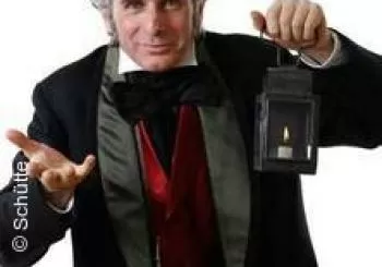 A Christmas Carol By Charles Dickens - The story of Scroog in English en Hamburg