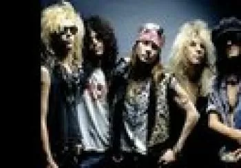 Tributo a Guns N' Roses (Nightrain To...) y Aerosmith (Sweet Emotion) en Barcelona