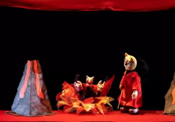 ROJO. Cía La Canela Teatro en San pedro del pinatar