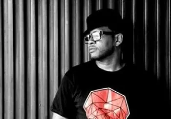 Underground Resistance Presents Mark Flash en Jazz Cafe