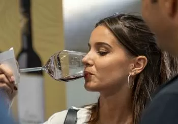 Xmas Wine Market na Cordoaria Nacional en Lisbon