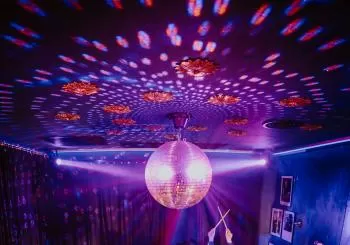 Peinga Rayo y las Aeromozas, presentación PUTO DISCO en Barcelona