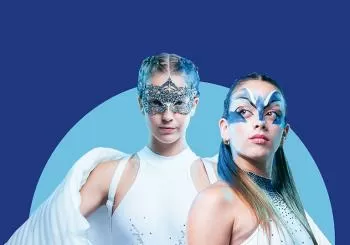 Espectáculo Winter + Navidad en el Poble Espanyol en Barcelona