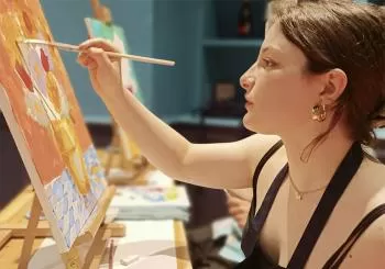 Vermut-Art: pinta un cuadro y tómate unos vermuts en Barcelona
