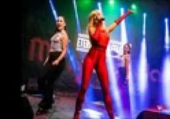 Eterna Raffaella en Valencia