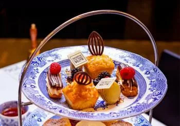 Guided Tour of the Original Willow Tea Rooms Building en Glasgow