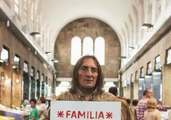 Familia Caamagno en La lata de bombillas en Zaragoza