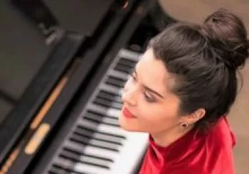MIRIAM LUNA 