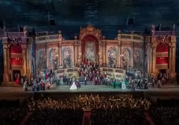 Especial para madrugadores: La Traviata: Arena de Verona