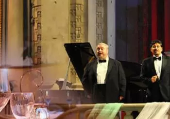 Los Tres Tenores: Auditorio Santo Stefano al Ponte Vecchio con cena en Florencia