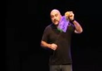 ¿QUÉ HACE EL MANDO DE LA TELE EN EL FRIGO? Fernando Tobías en Madrid