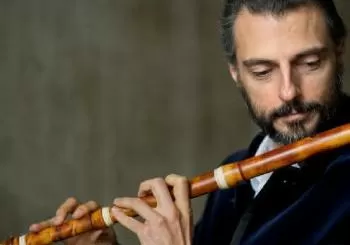 François Lazarevitch y Justin Taylor en el Teatro Grévin en París