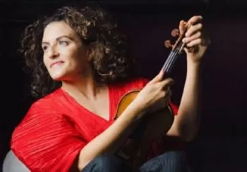 Variaciones Enigma de Elgar, Liza Ferschtman interpreta The Lark Ascending en Amsterdam