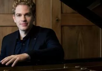 Joseph Moog toca el Concierto para piano nº 3 de Rachmaninoff en Amsterdam