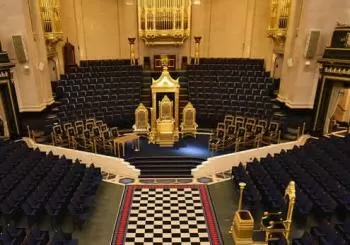 Magnífica música de cine a la luz de las velas en la Sala de los Masones en Londres