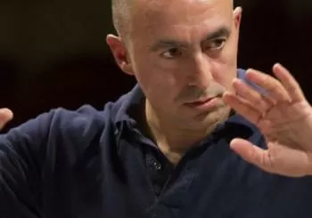 Marco Angius, Jae Hong Park y la Orquesta I Pomeriggi Musicali en Milán