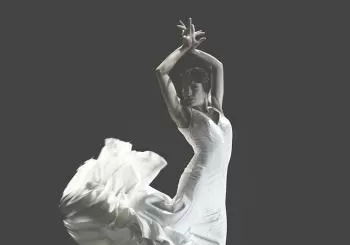 Tablao flamenco y menú castizo en Café Comercial en Madrid