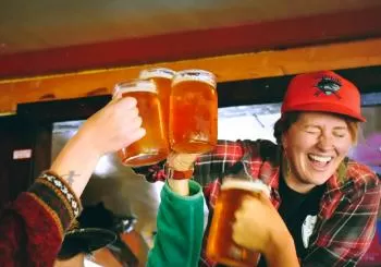 Conhece pessoas do mundo inteiro no Porto Pub Crawl!
