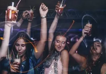 Bachelorette Party Bus Club Crawl en Las Vegas