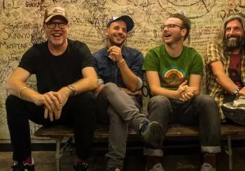 Turin Brakes Acoustic Kevin Pearce en Ashford 