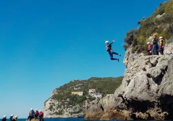 Coasteering: adrenalina máxima! en Lisbon