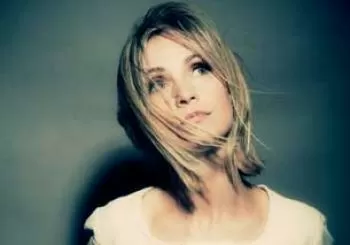 Cara Dillon London