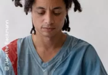 José James sings Erykah Badu en Köln
