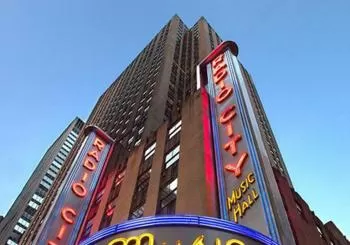 Radio City Music Hall Stage Door Tour en New York