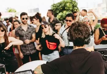 Freshy Rooftop Party: House, Funky & Disco en Hotel Vincci Bit en Barcelona