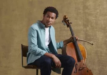 Sheku Kanneh-Mason, violonchelo en el Palau de la Música en Barcelona