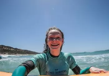 The Echo Surfers: aulas de surf privadas ou em grupo en Lisbon