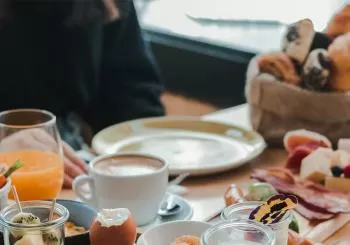 Brunch por el Día del padre en El café de la Ópera en Madrid