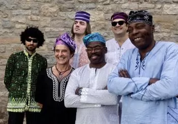 Akin & The Afrobeat Brothers en Gong Oviedo