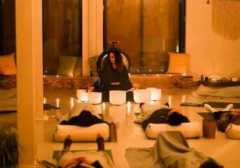 Painting & Sound Bath Evening with The Self Love Lab en London