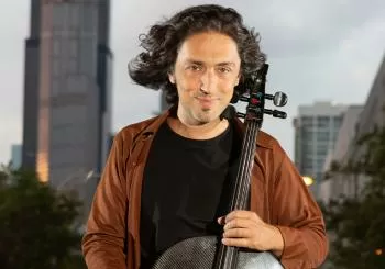 Ian Maksin & Zaria Band: Songs of The Vagabond Cello en Chicago