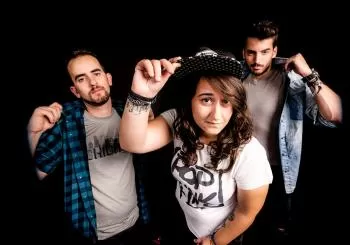 Concierto de Mantequilla Voladora y Sólido Líquido en Valladolid