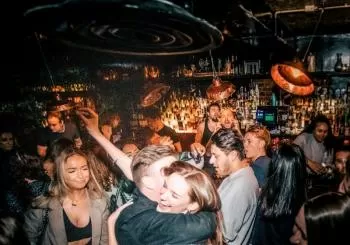 Back to the 90s - The Cocktail Club Old Street en London