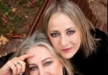 Elas Son Artistas presenta: Mercedes Ferrer + Aurora Beltrán en A Coruña