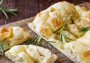 Bread Baking 101: Classic Focaccia en New York